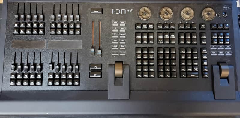 ETC ION-XE-20-2000 Lighting Control Console with 2048 Outputs and 20 Faders image 1