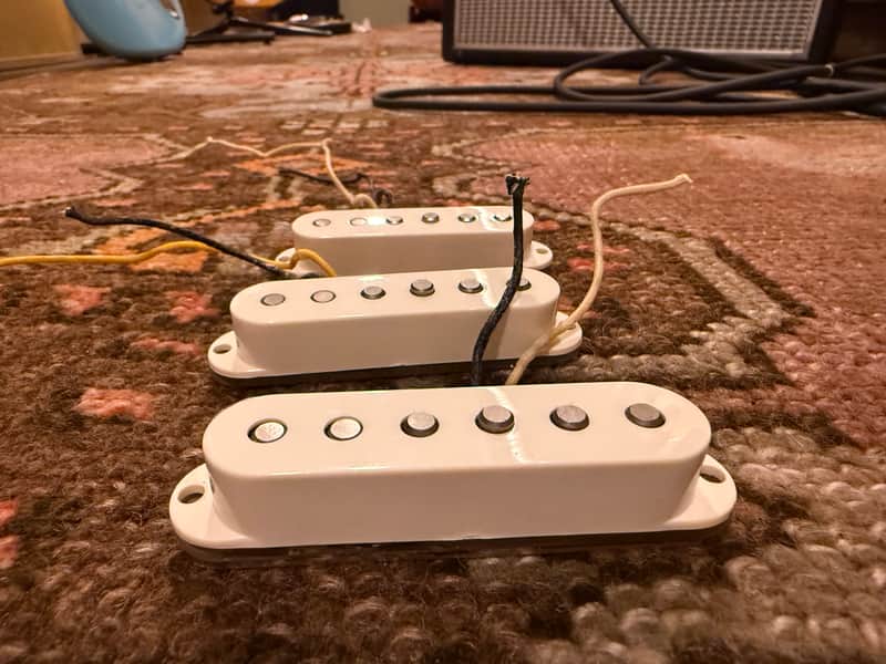 Custom 70's Era custom hand-wound stratocaster pickups (3) 2020s - White Covers image 1