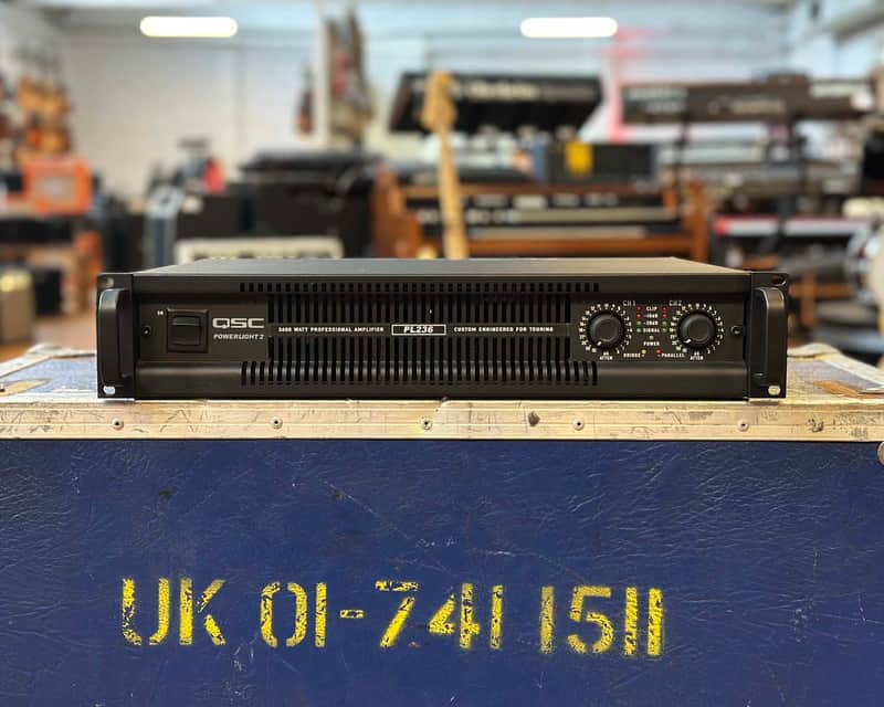 QSC PL236 PowerLight 2 3600 Watt Dual Channel Professional