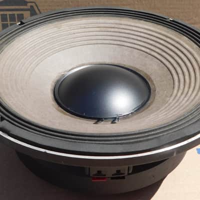 JBL 2206H 12" woofer image 2