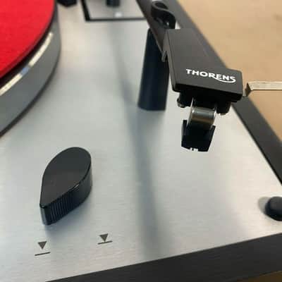 Vintage Thorens TD166 MKII 2-Speed Belt-Drive Suspended Chassis Turntable image 9