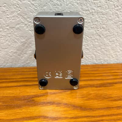 Electro-Harmonix / JHS Nano Lizard Queen Octave Fuzz 2023 - Present - Silver / Green image 3