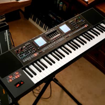 MUST SEE!!! ROLAND EA7 EXPANDABLE ORIENTAL ARRANGER WORKSTATION IN AMAZING CONDITION!