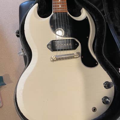 Rock N Roll Relics Sixty-One image 3