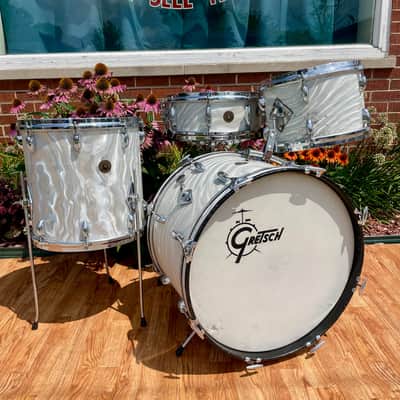 1960s Gretsch Progressive Jazz Drum Set Silver (White) Satin Flame 20/12/14 w/ Snare image 3
