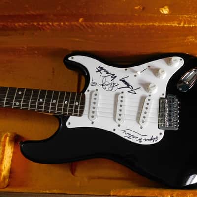 Fender Squier Affinity Series Stratocaster -- Signed by Winter Brothers and Rick Derringer ! image 1