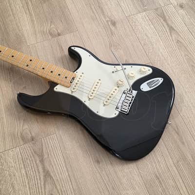 Fender American Elite Stratocaster image 6