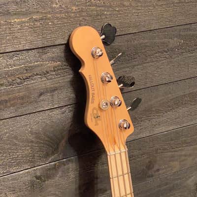 G&L Tribute Fallout Left Handed Red Electric Bass Guitar image 7