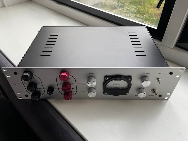 Vari-mu compressor and tube EQ in single 3U rack custom image 1