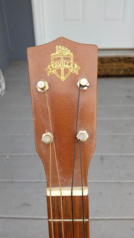 FAVILLA BARITONE UKE  Mahogany image 1
