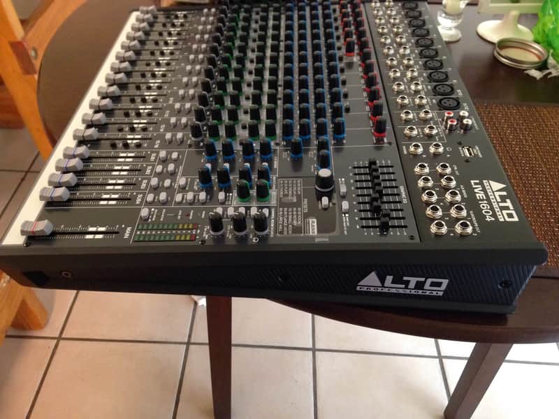 Alto Professional Live 1604 16 chan mixer w/ DSP effects NEW | Reverb