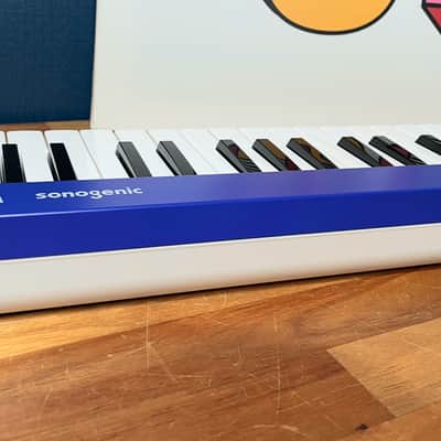 [Excellent] Yamaha SHS-300 37-Key Sonogenic Keytar - Blue image 5