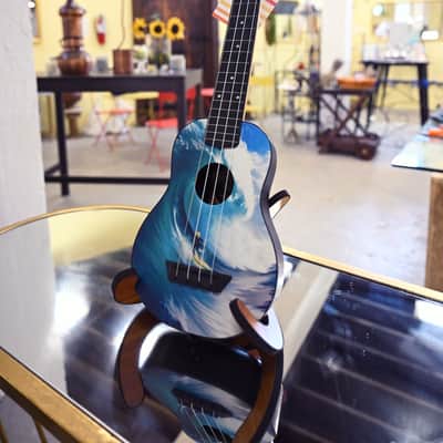 Flight Long Neck Travel Soprano Ukulele - Surf image 3