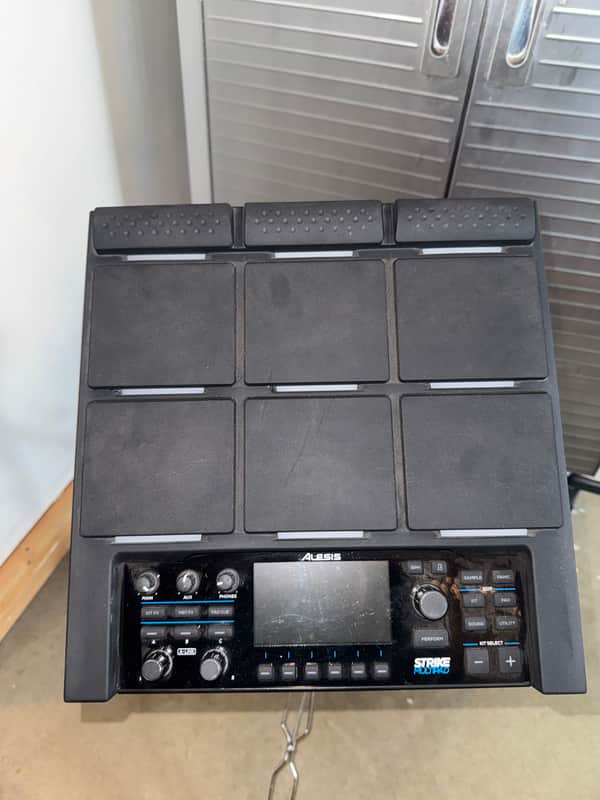 Alesis Strike Multipad 2018 - 2020 - Black image 1