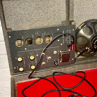 Silvertone 1457 Electric w/Case Amp (1960s) image 14