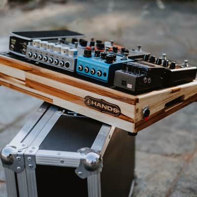 Hands Custom Pedalboard Supreme  "12 X 20" with Softcase Executive image 9