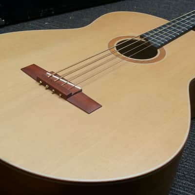 Jose Mota Ultra Jumbo Acoustic Bass w/ Case  Natural image 4