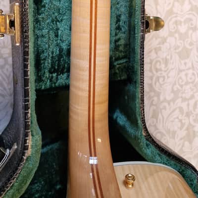 1995 Guild Artist Award USA Custom Shop Archtop Jazz Guitar American image 17
