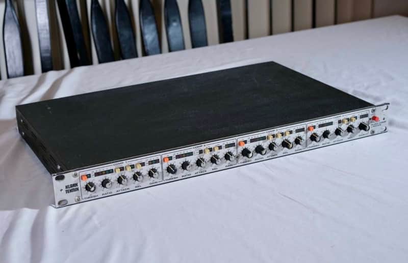 Klark Teknik DN504 4 channel compressor 90s image 1