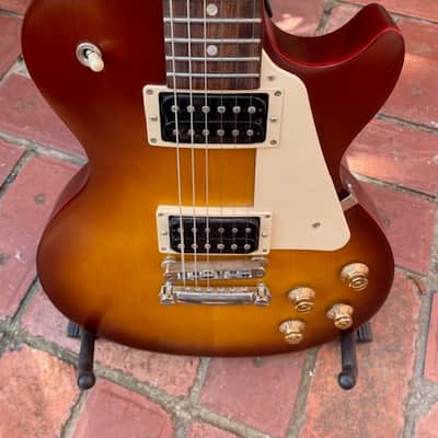 Gibson Les Paul Tribute 2019 - 2024 - Satin Iced Tea image 10