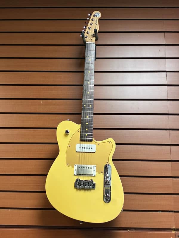 Reverend Charger H90 Wilkinson in Powder Yellow New Blem #1910 image 1