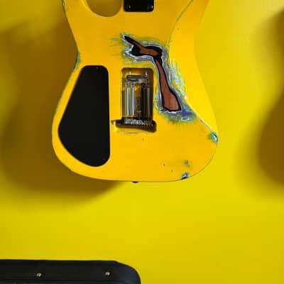 Jackson Custom Dinky HSS 2025 - Yellow image 3