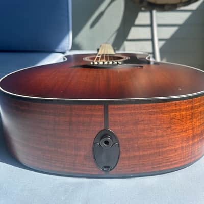 Taylor Guitar 324e 2014 - 2015 - Natural image 10