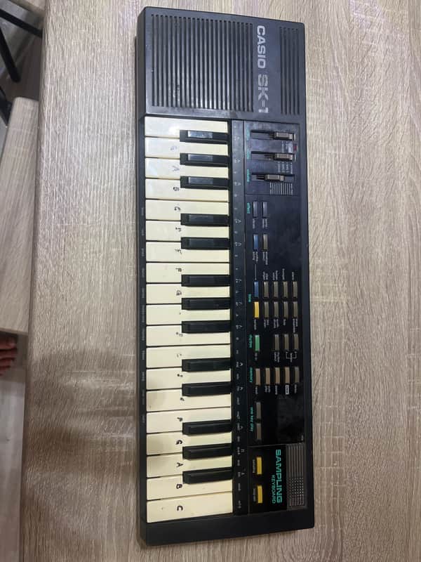 Casio SK-1 32-Key Sampling Keyboard 1986 - Black image 1