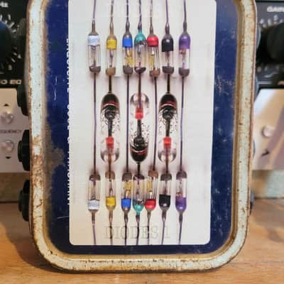 Analog Diode Clipper Distortion Box for mixing and Mastering Music Audio Colour Box image 2