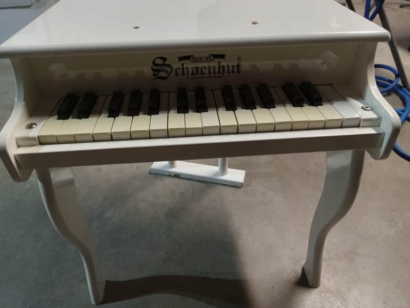 Schoenhut Toy Piano w/Piezo Pickup image 1