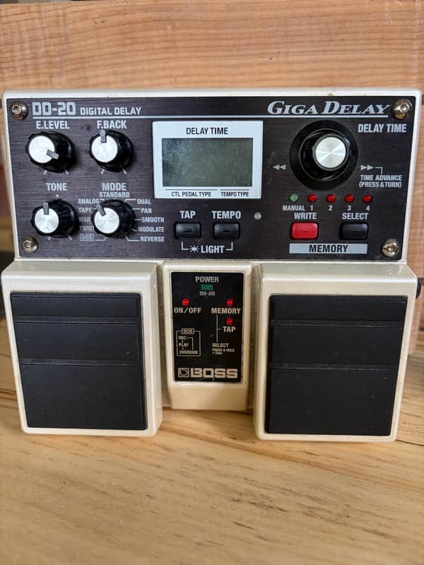 Boss DD-20 Giga Delay