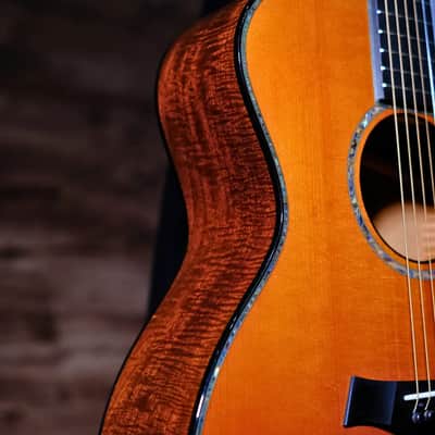 Taylor Custom Grand Auditorium 2022 - Natural image 11