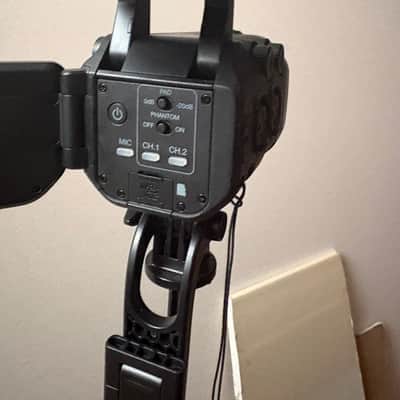 Zoom Q8n-4K UHD Handy Video Recorder 2022 - Present - Black image 7