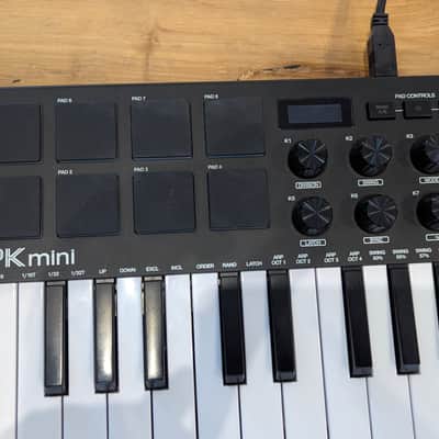 Akai MPK Mini MKIII 25-Key MIDI Controller 2020 - Present - Black image 2