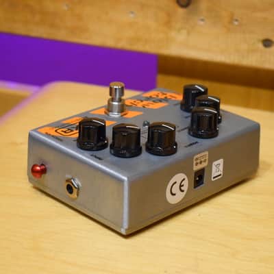 MXR M181 Blow Torch Bass Distortion USA Original packaging image 3