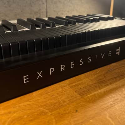 Expressive E Osmose 49-Key 24-Voice Polyphonic Synthesizer 2022 - Present - Black image 11