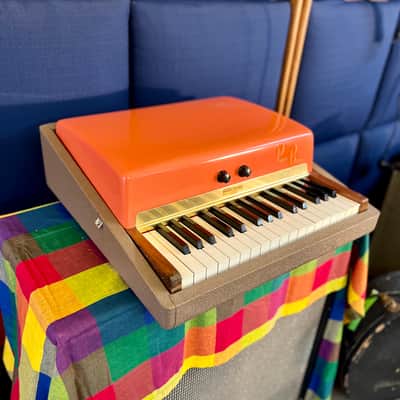Fender Rhodes piano bass 1961 - Fiesta Red original vintage USA image 3