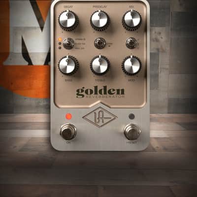 Universal Audio GOLDEN Reverberator Stereo Effects Pedal image 1