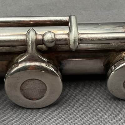 Gemeinhardt M2 Flute, USA, with Case Needs Pads +UGLY image 3