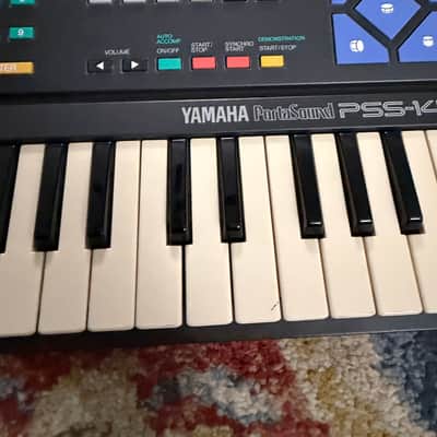 Yamaha PSS-140 Synthesizer 1980s - Black image 5