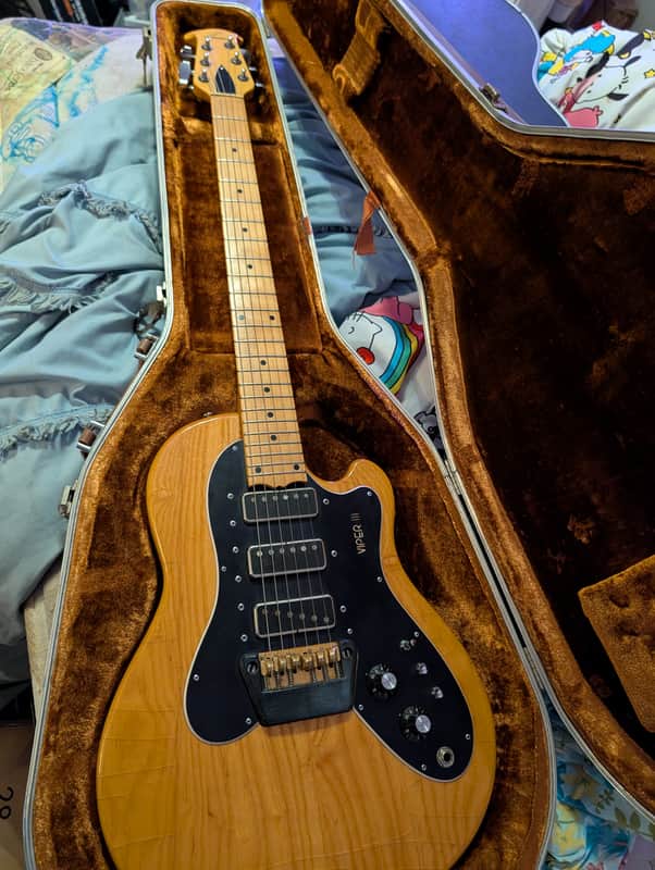 Ovation Viper III with Maple Fretboard 1979 - 1980 - Natural image 1