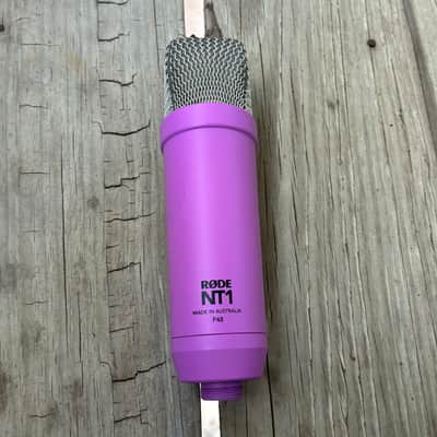 RODE NT1-A Large Diaphragm  Purple signature Kondensor Condensor Cardioid Condenser Microphone 2002 - Present - Silver