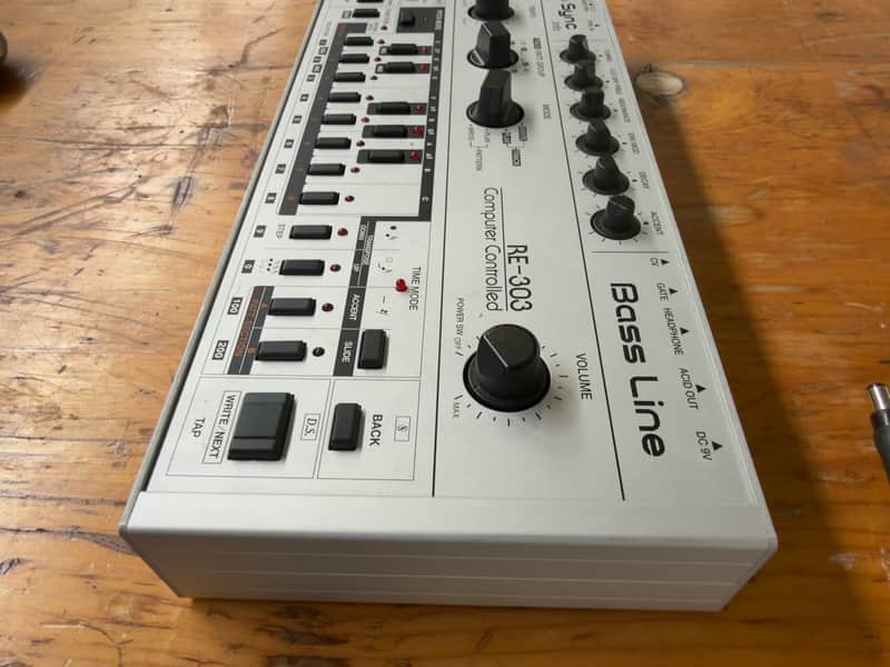 Dinsync RE 303 2026 - Silber image 1