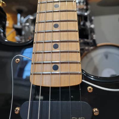 Fender Deluxe Series Stratocaster MIM w/ EMG Pick Ups - 2000s - Black/Gold W/ Gig Bag (C016-48) image 7