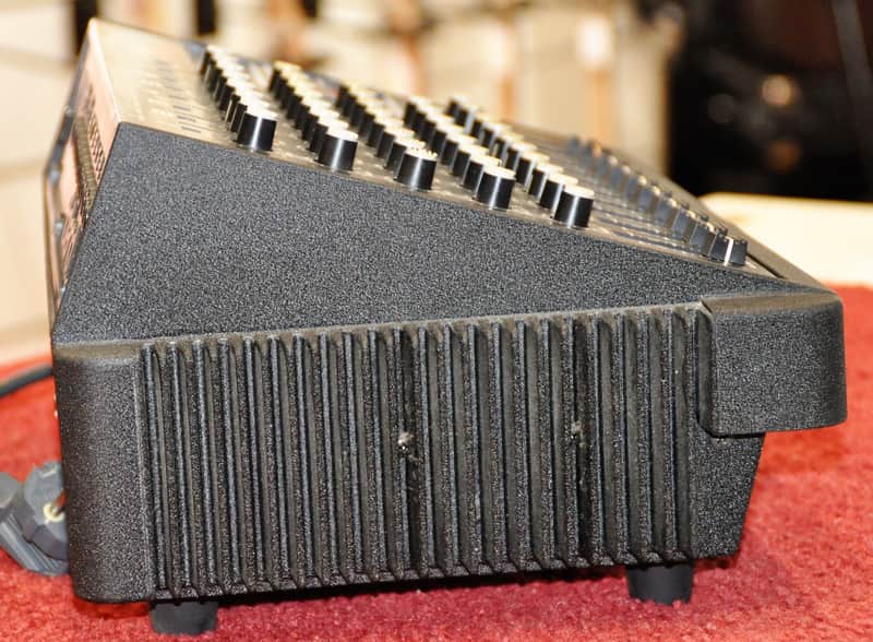 Roland CPM-120 Compact Powered 8-ch Mixer Stereo Mono CPM120 | Reverb