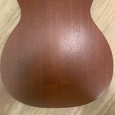 Martin 000C JR-10E Bass - Sunburst image 5
