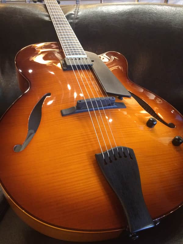 Sadowsky LS-17 | Reverb