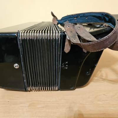 Weltmeister Button Accordion 5 Row 120 Bass Made in Germany Buttons Straps Vintage Rare image 10