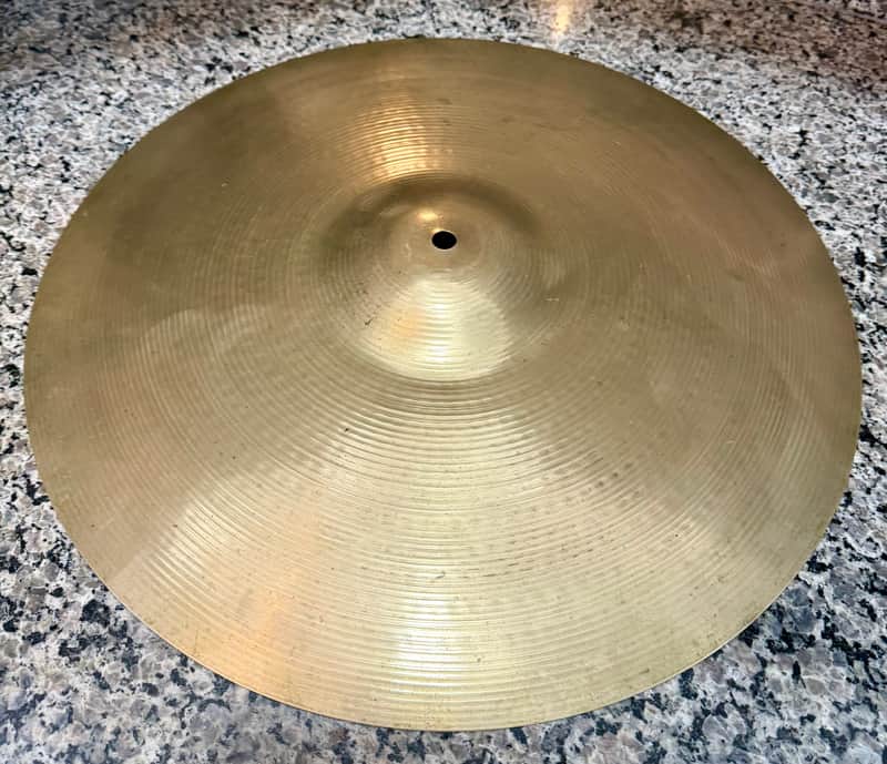 Sabian AA medium thin 18 inch crash image 1