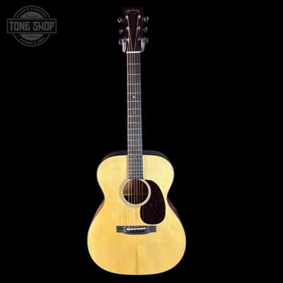 Martin Custom Shop 000-18 w/case 3031887 image 2
